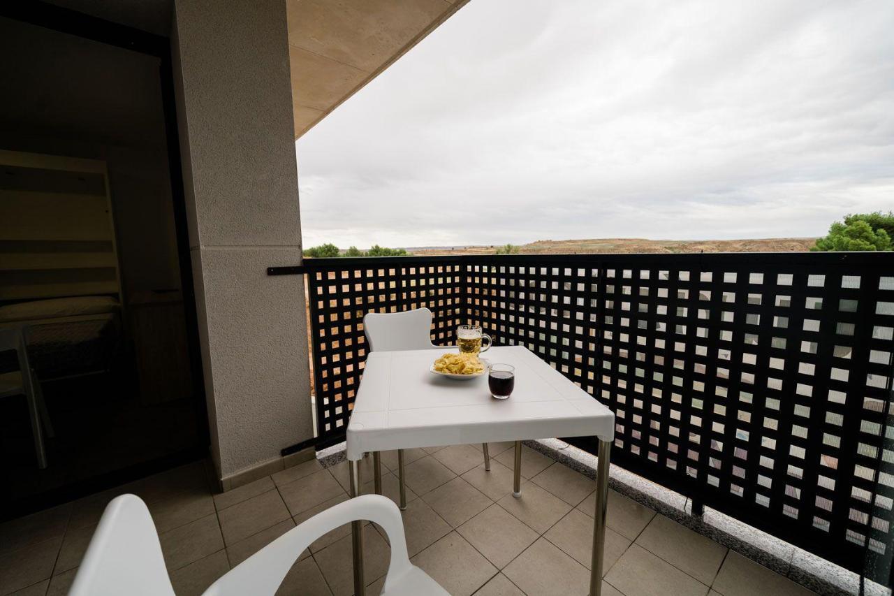 Pension La Buena Vida Caspe Exterior photo